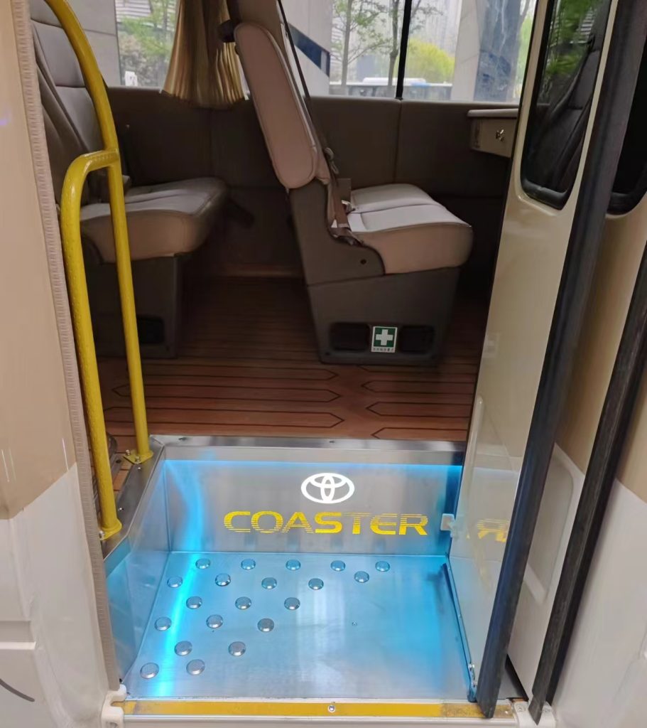 Coaster with 19 seats