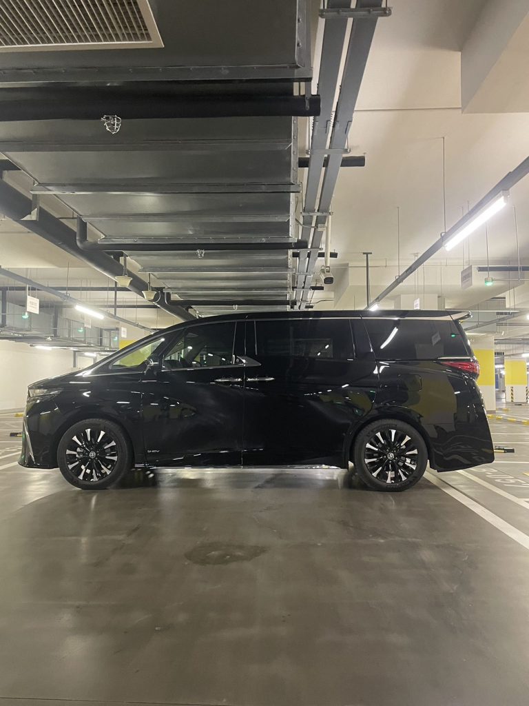 24 models of Alphard MPV 2.5 hybrid