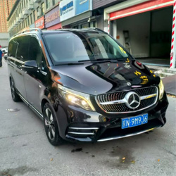 9-seater Mercedes-Benz  $173